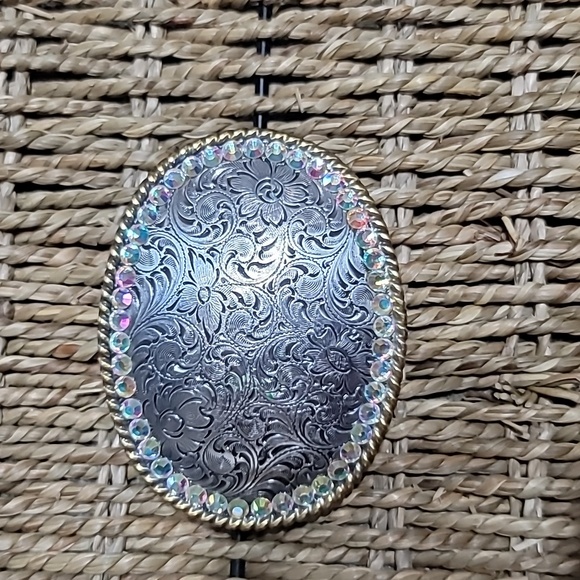 Nocona Accessories - Nocona rhinestone western belt buckle